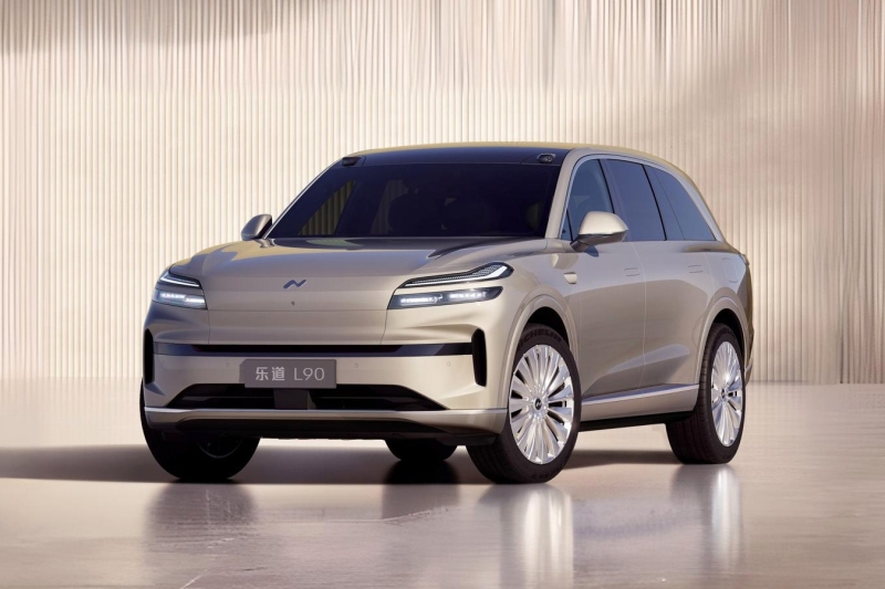Nio готовится вывести на рынок большой кроссовер Onvo L90: рассекречен интерьер