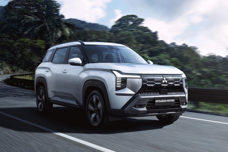 Представлен кроссовер Mitsubishi Destinator для небогатых рынков: семь мест и турбомотор