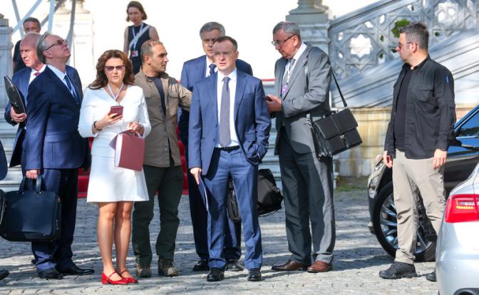 Стамбул — город контрастов: Россия ищет мира, Украина — капитуляции