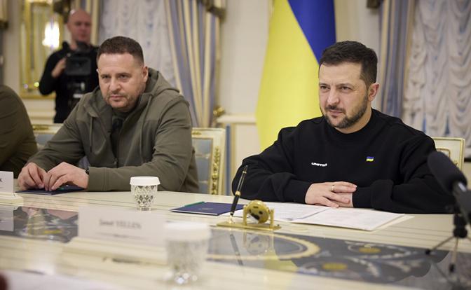 Владимир Олейник: Зеленский сдаст Ермака — но от мести Коломойского ему не спастись