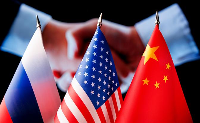 Худший вариант для ЕС и Украины: Трамп, Путин и Си Цзиньпин распишут партию «на троих»